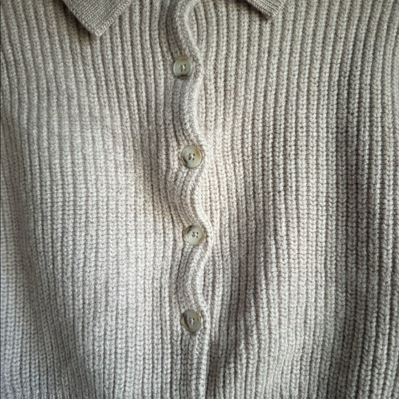 Aritzia Wilfred Nextdoor button up wool cardigan - Picture 4 of 7